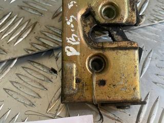 замок двери задней левой Volkswagen Passat B3 1992, универсал, 357839015
