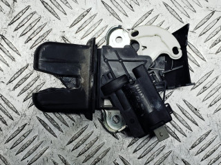 замок багажника Volkswagen Passat B6 2009, 2.0 л., TDi, CBAA, дизель, 6МКПП, серебристый, седан, передний привод, правый руль, 4F5827505D