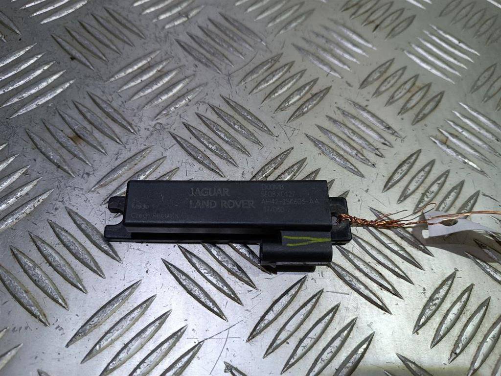 Блок управления бесключевым доступом Land Rover Discovery 5 поколение 2018, 3.0 л., 306DT, дизель, АКПП, фиолетовый, полный привод, правый руль, AH4215K603AA, 5E08X0127 - фото №1
