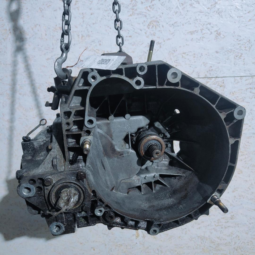 КПП механическая (МКПП) Fiat Stilo 1 поколение 2003, 2.4 л., i, 192 A2.000, бензин, 6МКПП, передний привод, 6200762180, 46433289 - фото №1