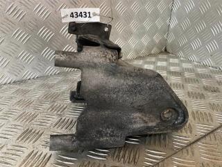 кронштейн двигателя Volkswagen Touareg 1 поколение 2005, 2.5 л., TDi, дизель, АКПП, 070199308B