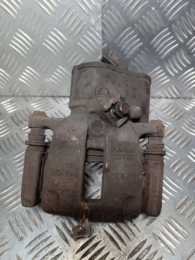 суппорт задний левый Volkswagen Passat B6 2009, 2.0 л., TDi, дизель - фото №1