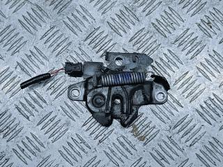 замок капота Toyota Avensis 3 поколение (T270) [рестайлинг] 2012, 2.0 л., DiD, дизель, МКПП, серебристый, передний привод, правый руль