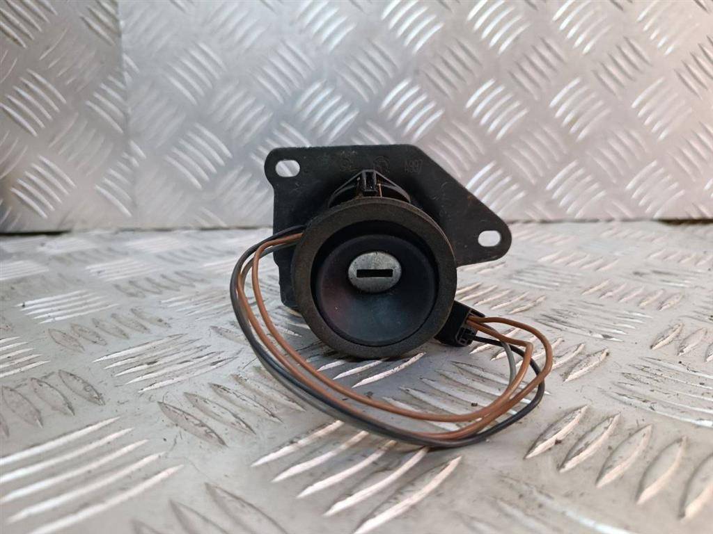 замок багажника Fiat Punto 2 поколение 2001, хетчбэк 5 дв. - фото №1