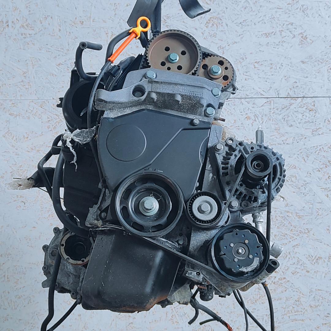 двигатель Volkswagen Polo 4 поколение 2002, 1.4 л., i, BBY, бензин, 5МКПП, передний привод, AUA, BKY, BCA, AUA - фото №1