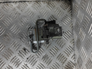 петля двери Audi Q7 4L 2006, 3.0 л., TDi, BUG, дизель, АКПП, бежево-серый, внедорожник 5 дв., полный привод, правый руль, 8E0831412E