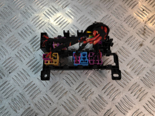 блок предохранителей Audi A6 4F/C6 2006, 2.4 л., i, BDW, бензин, вариатор, чёрный, седан, передний привод, правый руль, 4F0937503