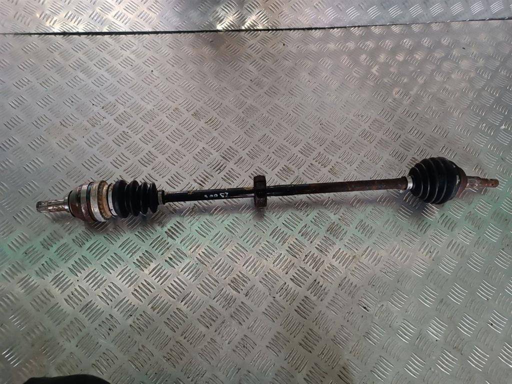 полуось передняя правая (приводной вал, ШРУС) Opel Astra G 2000, 1.6 л., i, бензин, МКПП, 90182316 - фото №1