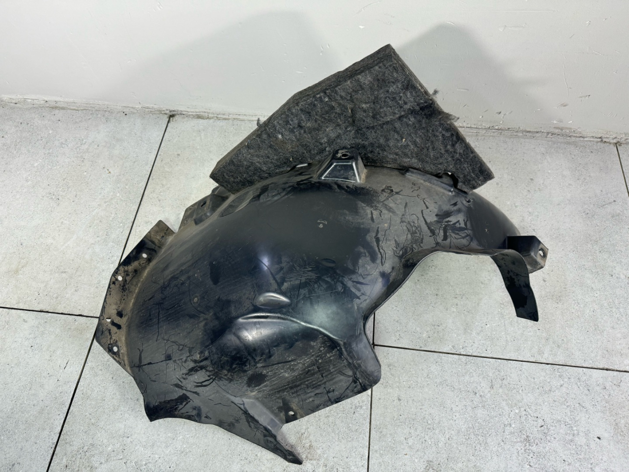 защита арок передняя левая (подкрылок) Mercedes-Benz GLE W166 2018, A1668841122 - фото №1