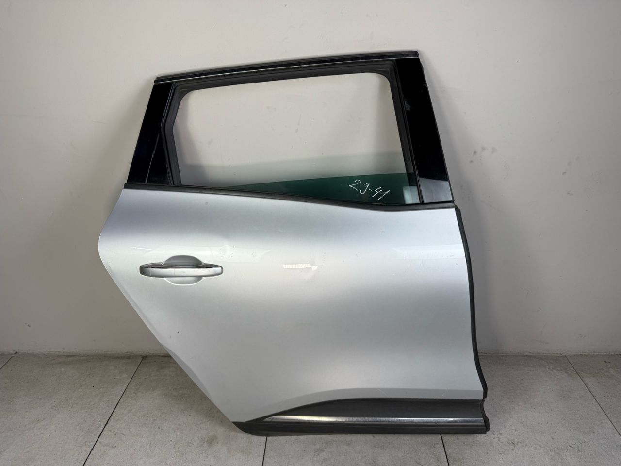 дверь задняя правая Renault Grand Scenic 4 поколение 2017 - фото №1