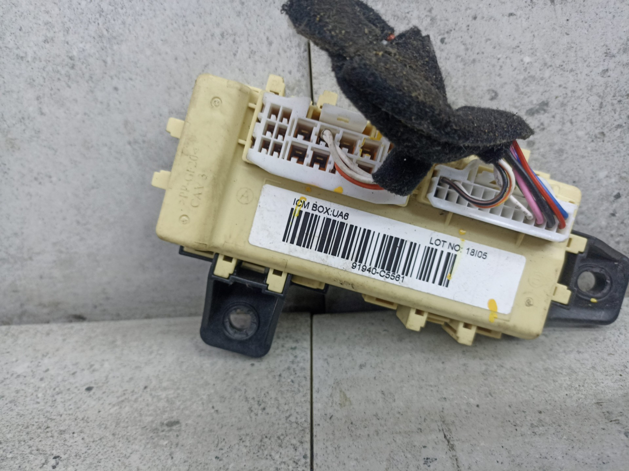 Блок стабилизации напряжения Kia Sorento 3 поколение 2017, 91940C5561 - фото №1