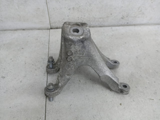 кронштейн двигателя BMW 7 серия G11/G12 2019, 3.0 л., B57 D30 A, дизель, 6870748