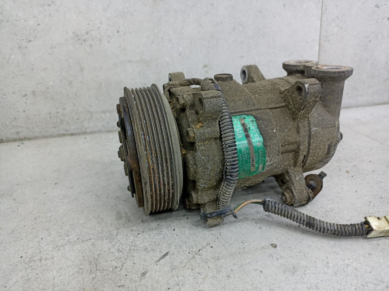 компрессор кондиционера Peugeot 206 1 поколение 2003, SD6VRBF, SD6VRB - фото №1