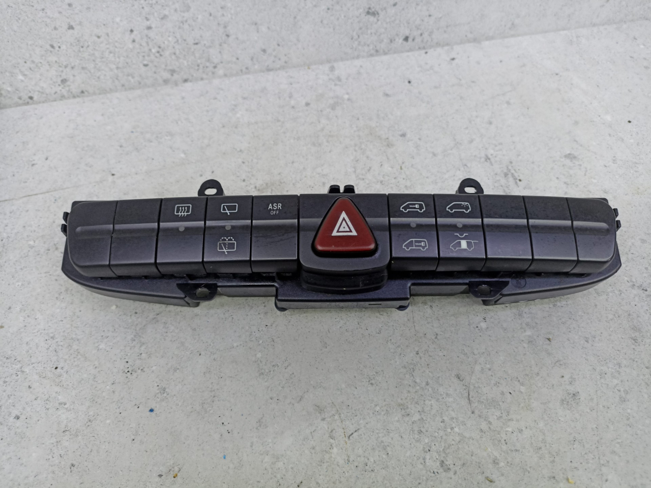 кнопка (выключатель) Mercedes-Benz Vito W639 2008, A6395454507 - фото №1