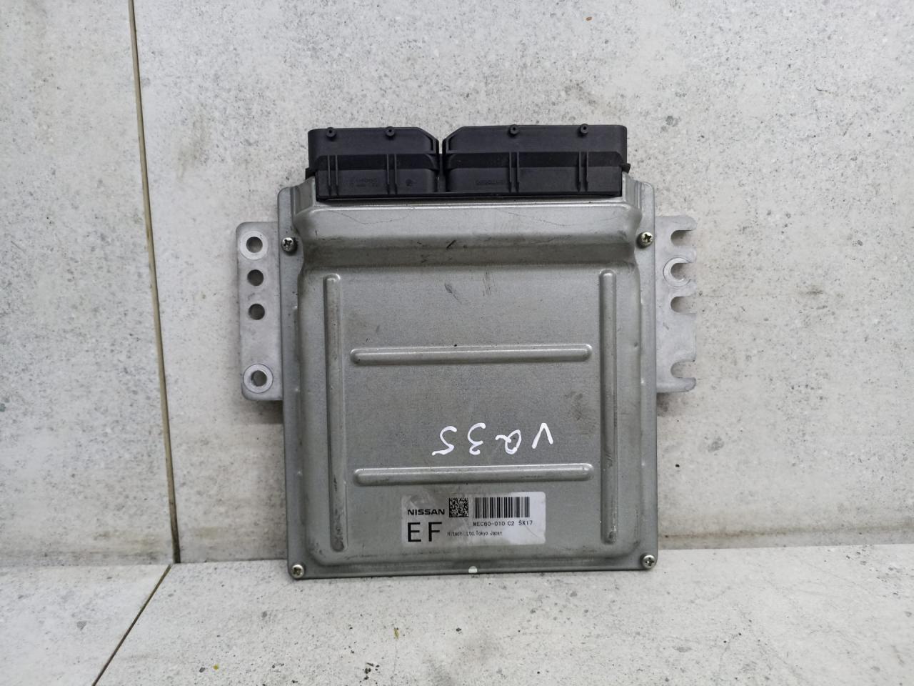 блок управления двигателем Infiniti FX35 1 поколение (2002 - 2006), MEC60010 - фото №1