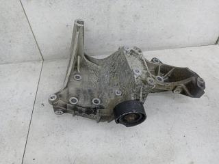 кронштейн генератора Renault Scenic 1 поколение [рестайлинг] 2003, 2.0 л., 8200054611