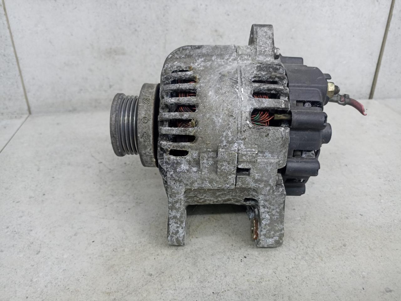 генератор Renault Scenic 2 поколение 2004, 8200100907 - фото №1