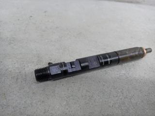 форсунка Renault Kangoo 1 поколение [рестайлинг] 2009, 166001137R, H8200421897