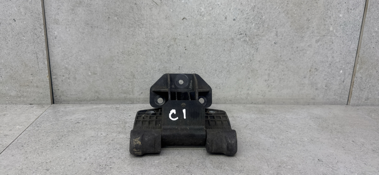 петля капота Renault Midlum 2 поколение 2013, 5010468880 - фото №1