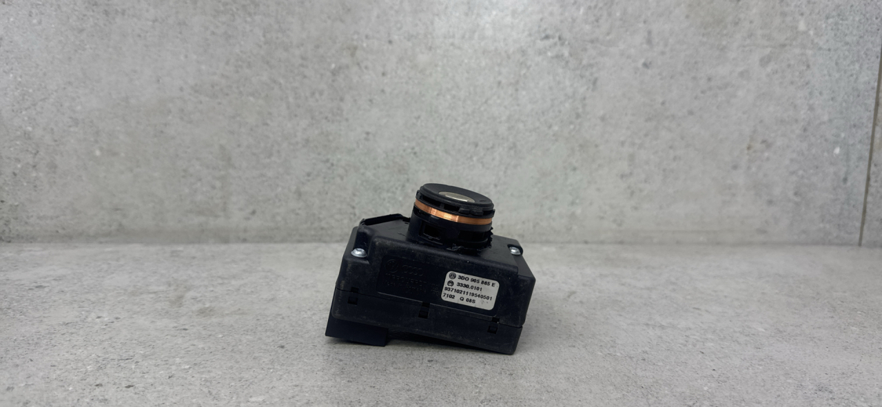 замок зажигания Volkswagen Touareg 1 поколение (2002 - 2007), 3D0905865E - фото №1