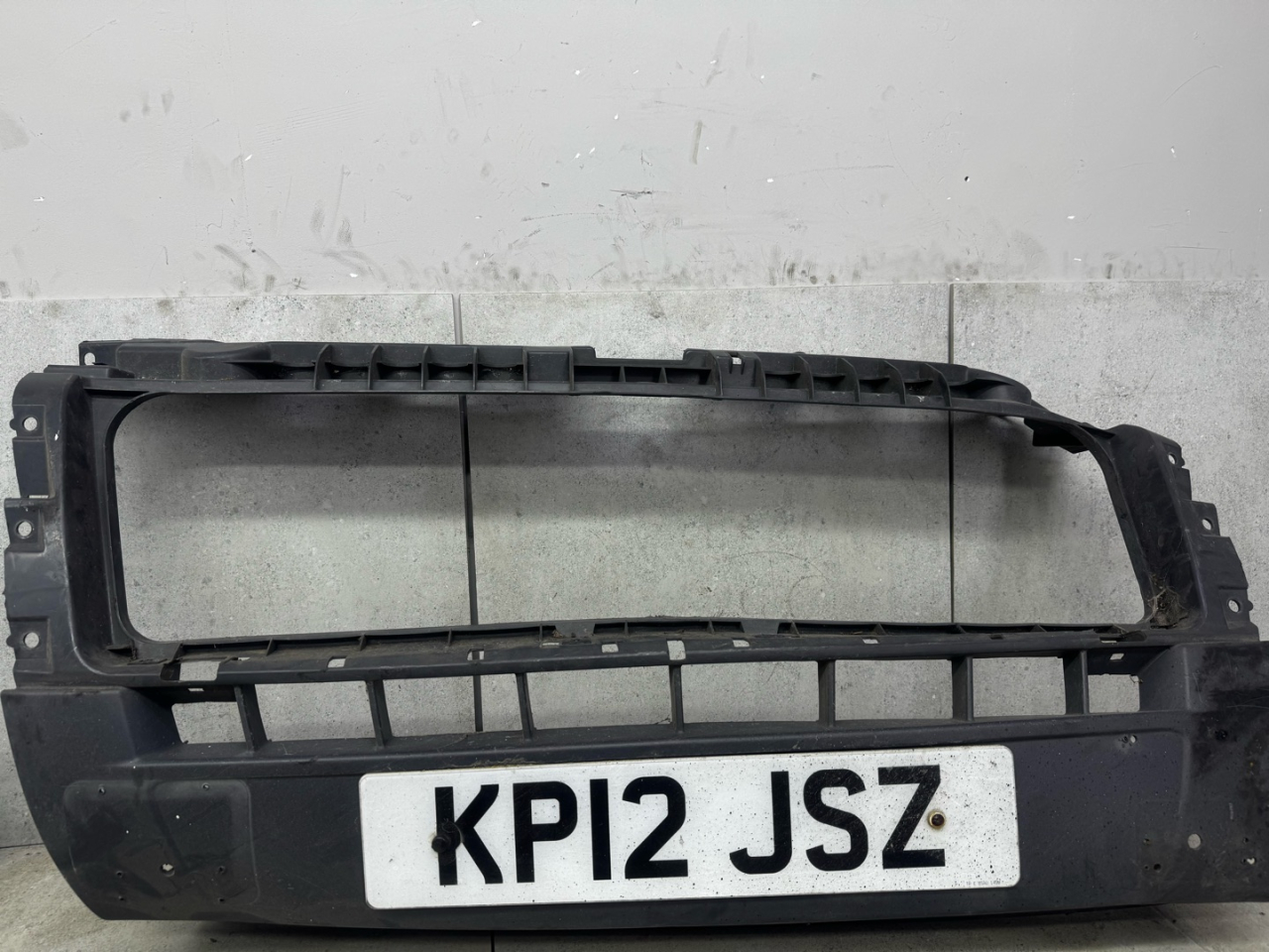 бампер передний Fiat Ducato 3 поколение (2006 - 2014), 1305760070 - фото №1