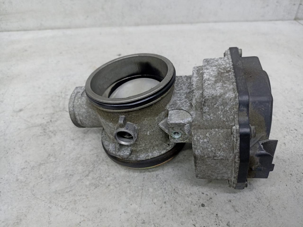 заслонка дроссельная Lada Largus 1 поколение 2014, 1.6 л., 8200063652 - фото №1