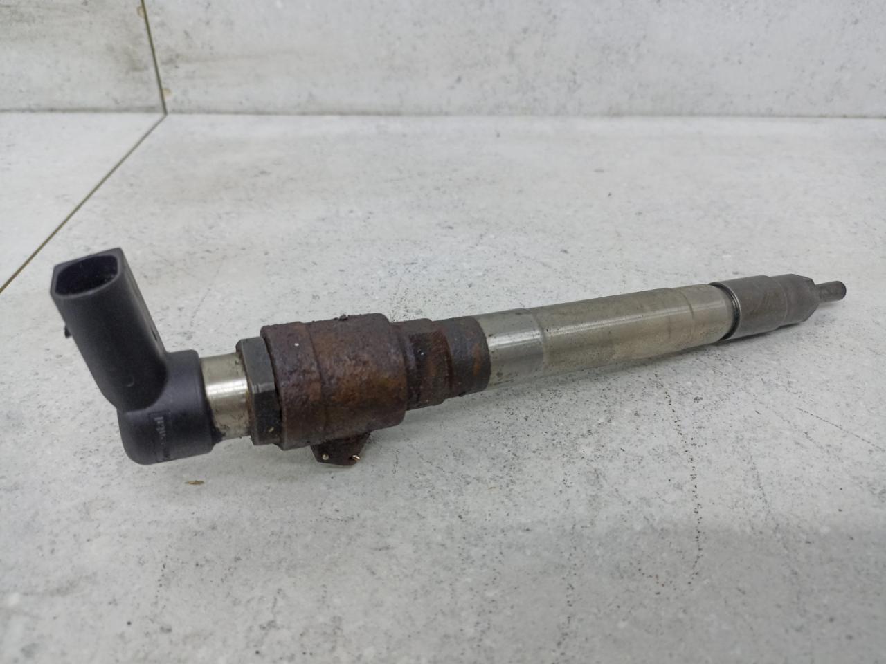 форсунка Ford Transit 8 поколение 2016, 2.2 л., CYF5, дизель, BK2Q9K546AG - фото №1