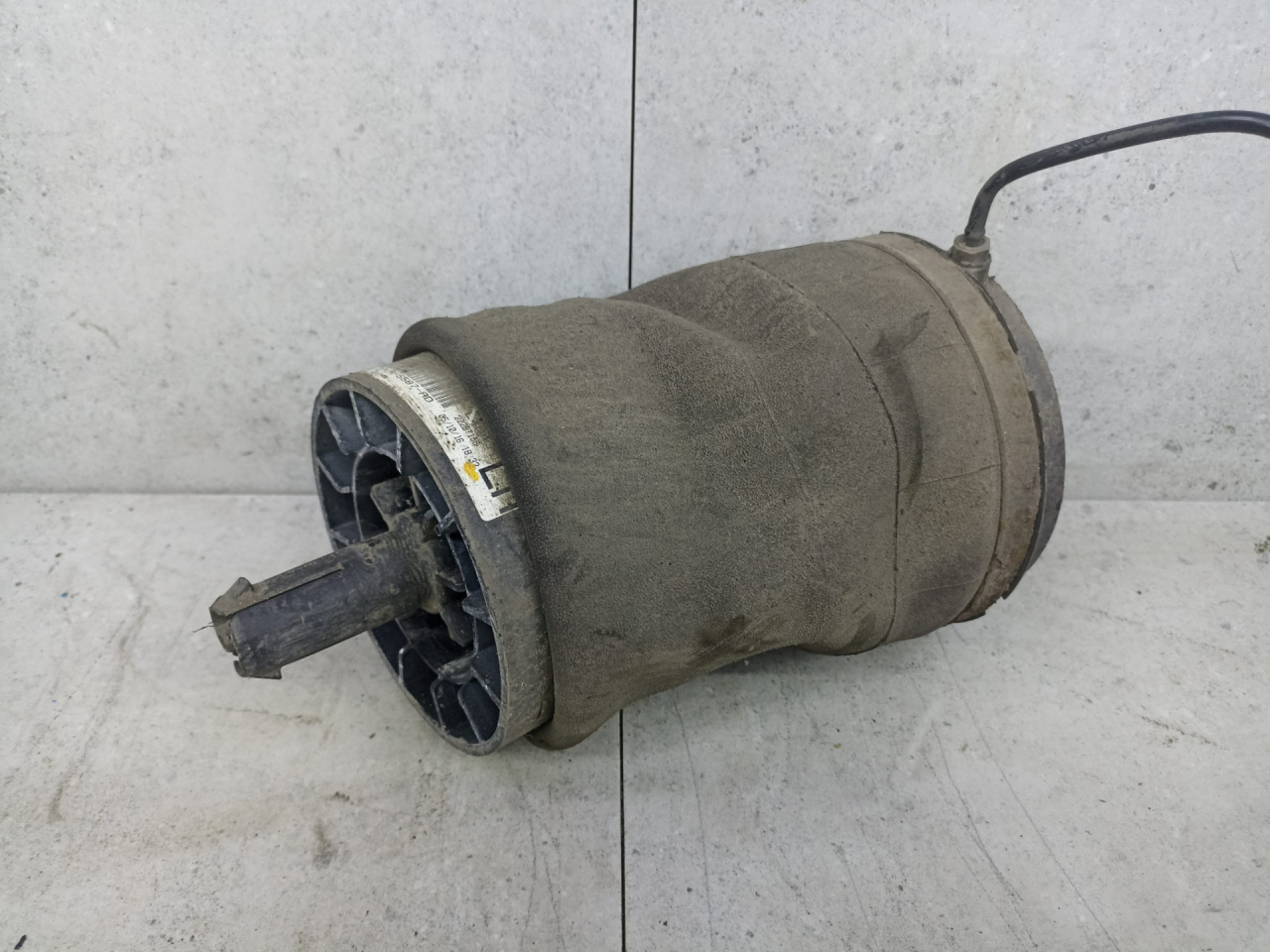 пневмоподушка Land Rover Range Rover Sport 2 поколение 2017, DPLA5587AD - фото №1