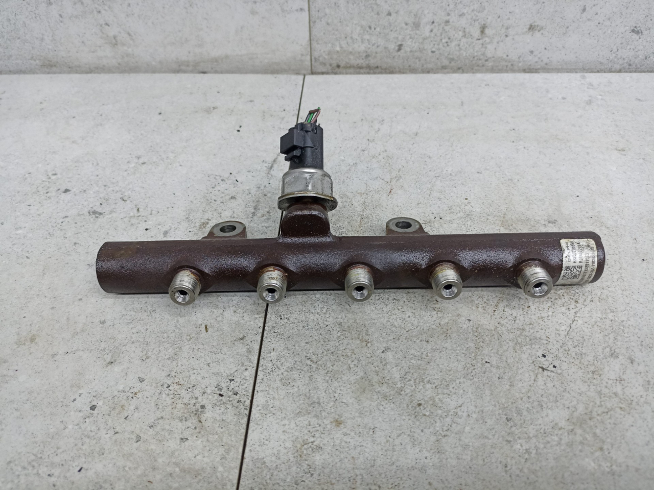 топливная рампа Renault Duster 1 поколение 2012, 8200669695, 9307Z517A - фото №1