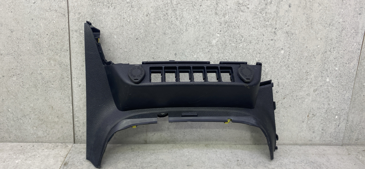 накладка на торпедо (консоль) Toyota Hilux 8 поколение (2015 - 2020), 55407-KK051 - фото №1