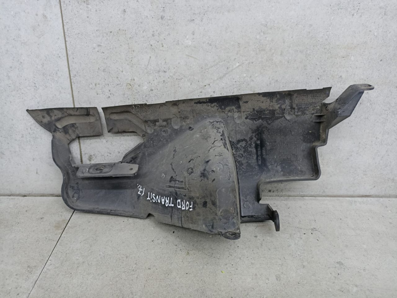 воздуховод (дефлектор) радиатора Ford Transit 8 поколение 2017, GK21V8311AB - фото №1