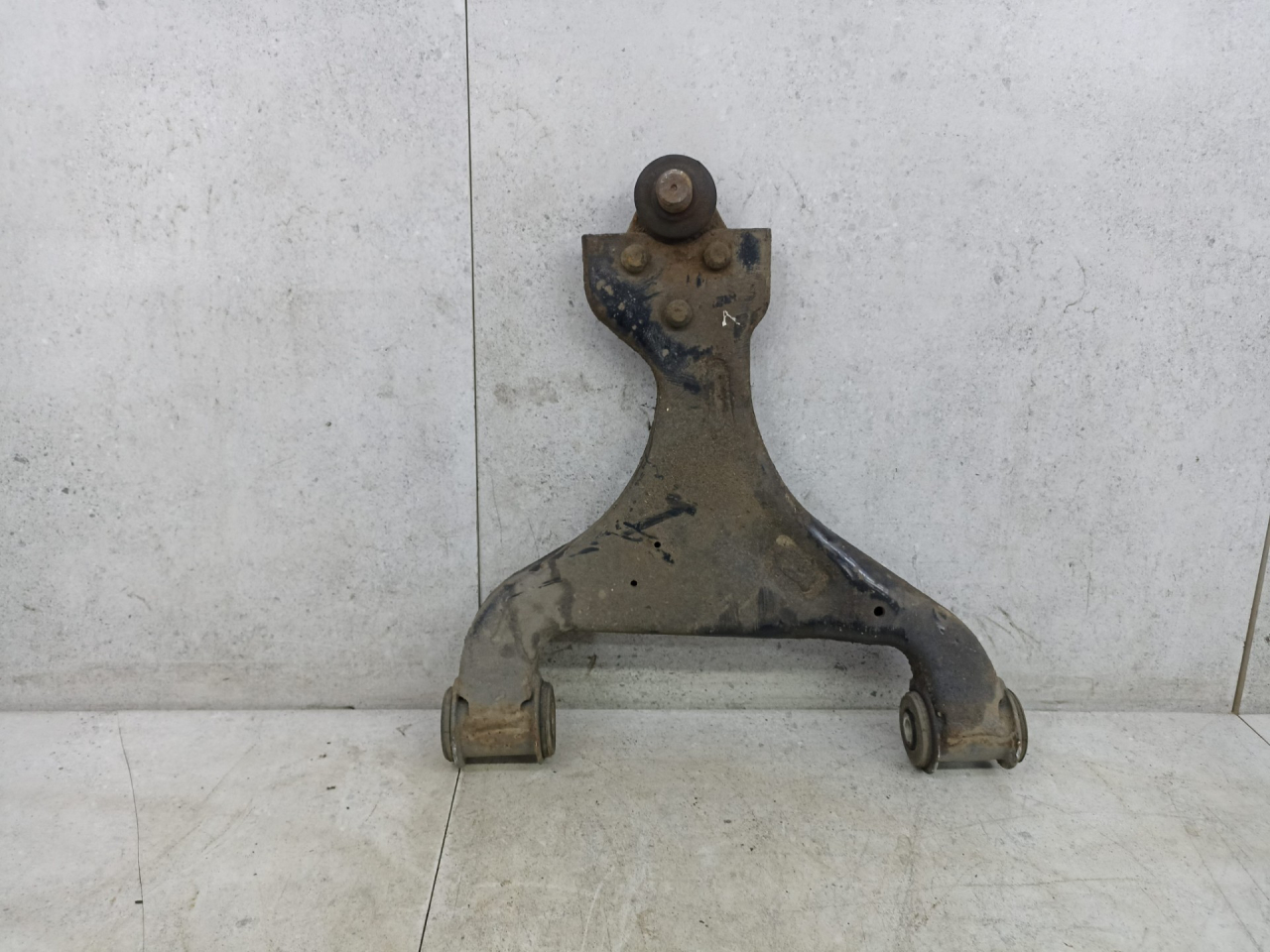 рычаг передний левый Mercedes-Benz Vito W639 2008, A6393300810 - фото №1