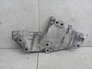 кронштейн двигателя Renault Trafic 2 поколение [рестайлинг] 2006, 8200741758