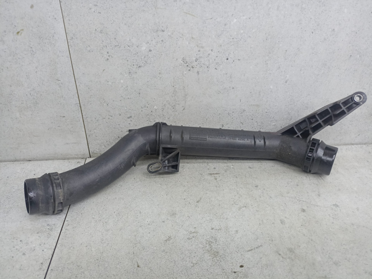 патрубок интеркулера Renault Megane 3 поколение 2012, 1.5 л., 144602282R - фото №1