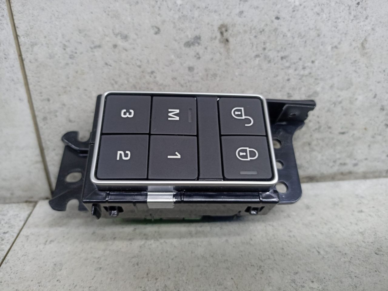 блок управления сиденьем Land Rover Range Rover Sport 2 поколение 2016, FK7214776AA, CPLA14017BD, DK52237B67AA - фото №1