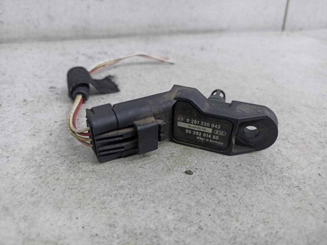 датчик абсолютного давления Citroen C4 1 поколение, 9639381480 - фото №1