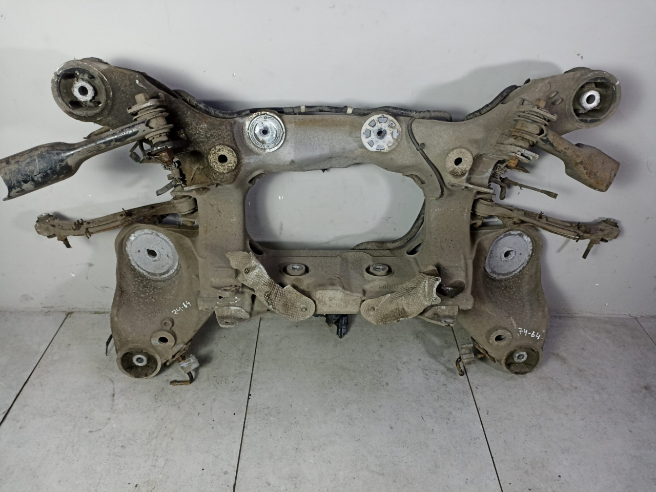 балка подвески задняя Land Rover Range Rover Sport 2 поколение 2016, CPLA5K091AM, JPLA5K091AD - фото №1