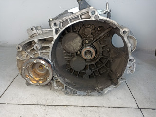 КПП механическая (МКПП) Volkswagen Passat B6 2008, 2.0 л., 2Q0301107