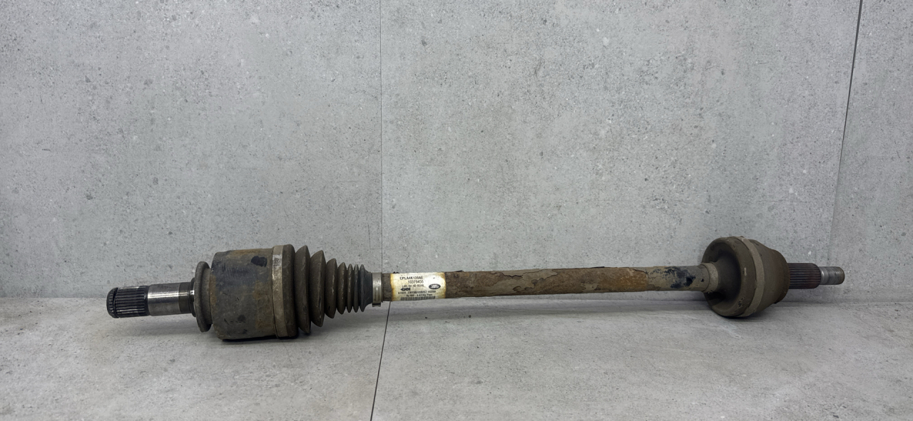 полуось задняя (приводной вал, ШРУС) Land Rover Range Rover 4 поколение 2017, CPLA4K138AE - фото №1