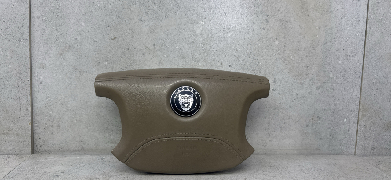 подушка безопасности водителя Jaguar XJ 3 поколение 2005, 30320211C - фото №1