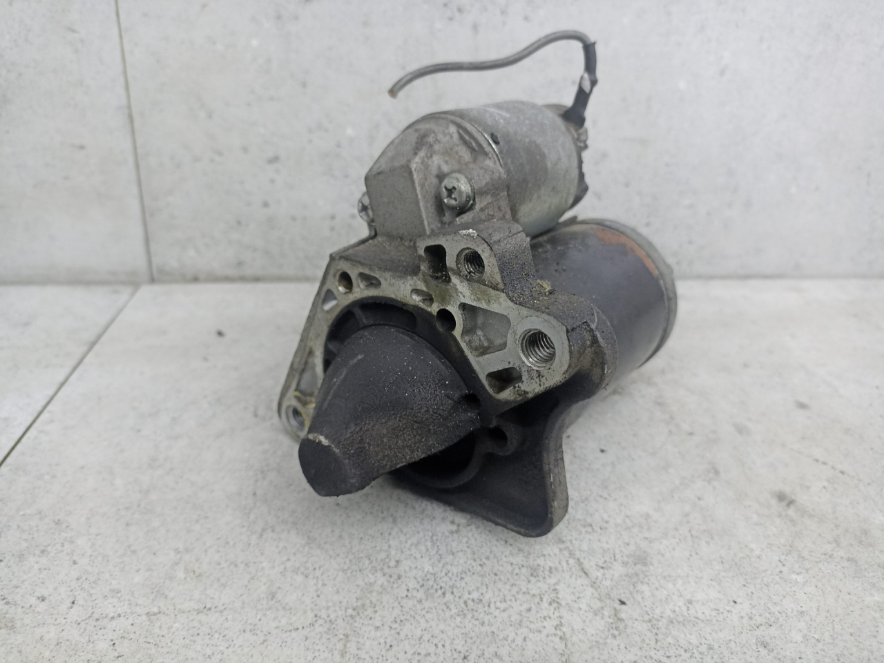 стартер Renault Megane 3 поколение 2010, 8200665518 - фото №1