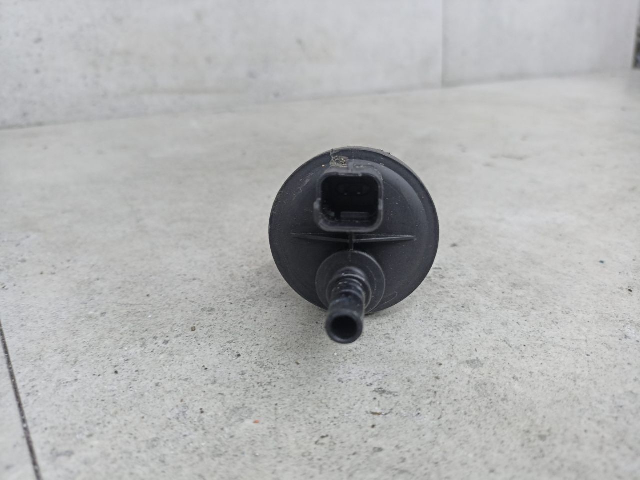 клапан вентиляции топливного бака Renault Megane 2 поколение 2006, 8200024427 - фото №1