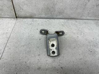 петля двери Toyota C-HR 1 поколение AX10 (2016 - 2019), 68730-12120