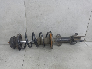 стойка передняя правая Renault Duster 1 поколение 2015, 8200813791