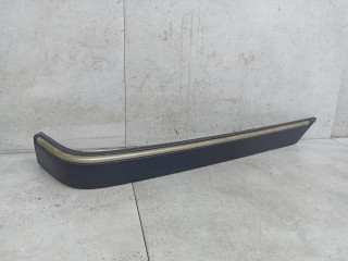 молдинг заднего бампера Peugeot 405 1 поколение 1992, 9615686477