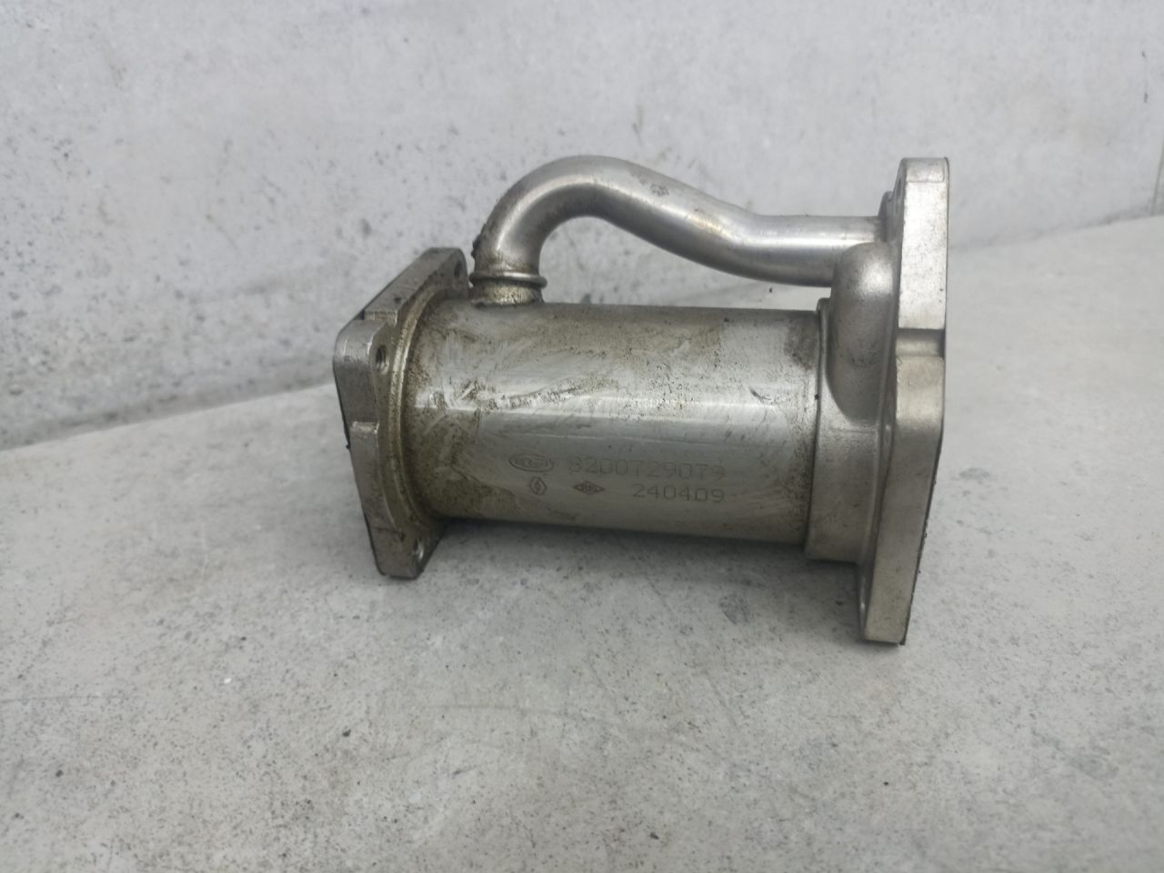 охладитель EGR / Радиатор EGR Renault Clio 3 поколение 2008, 8200729079, 8200240809, 8200271108 - фото №1