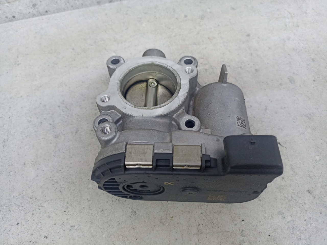 заслонка дроссельная Renault Arkana 1 поколение 2020, 161203209R - фото №1