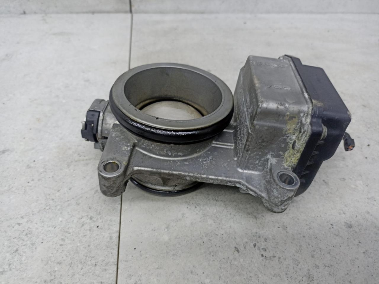 заслонка дроссельная Lada Largus 1 поколение 2014, 1.6 л., 8200063652 - фото №1