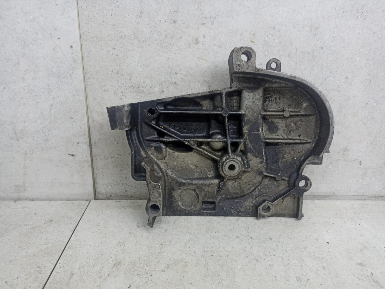 защита (кожух) ремня ГРМ Renault Megane 2 поколение 2006, 8200027196 - фото №1