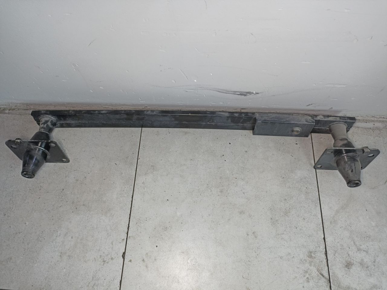 усилитель бампера переднего Peugeot 3008 1 поколение 2011, 9670186380 - фото №1